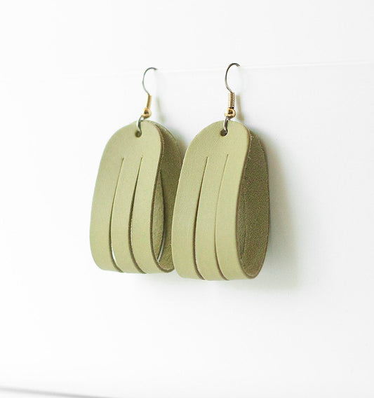Leather Earrings / Mini Sliced Leather / Green Tea