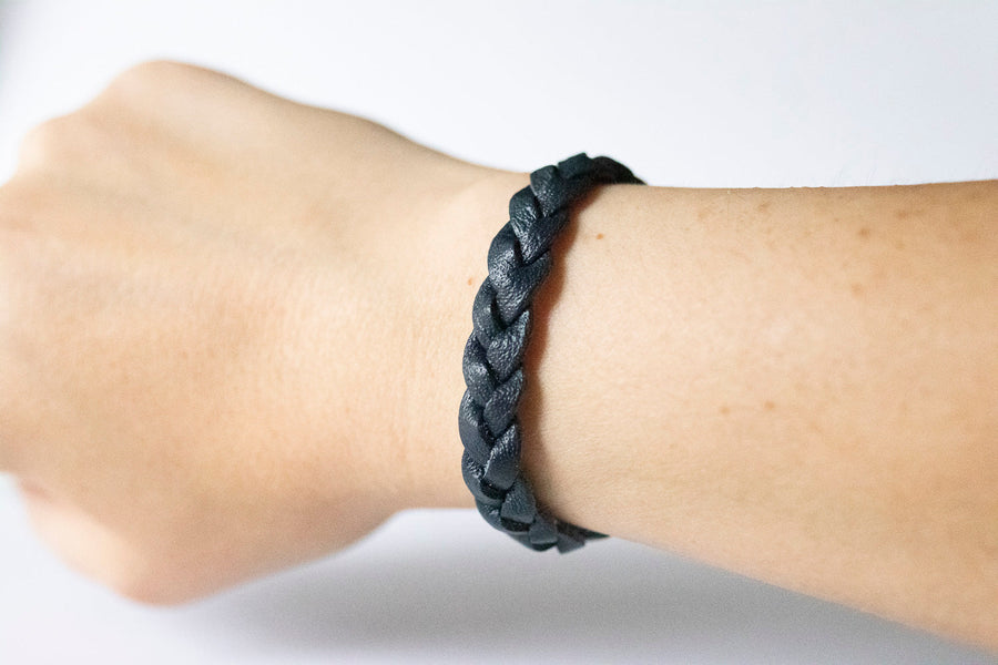 SMOOTH NAVY