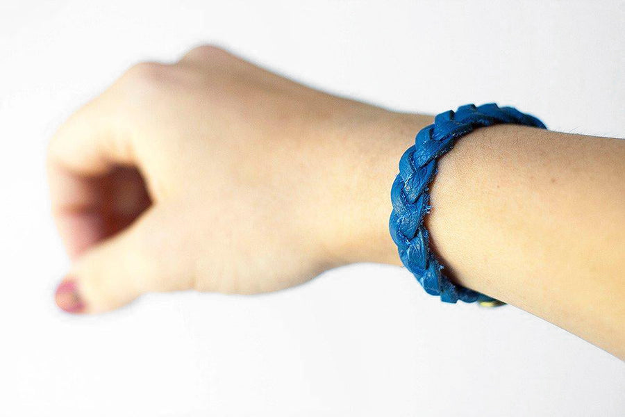 ROYAL BLUE