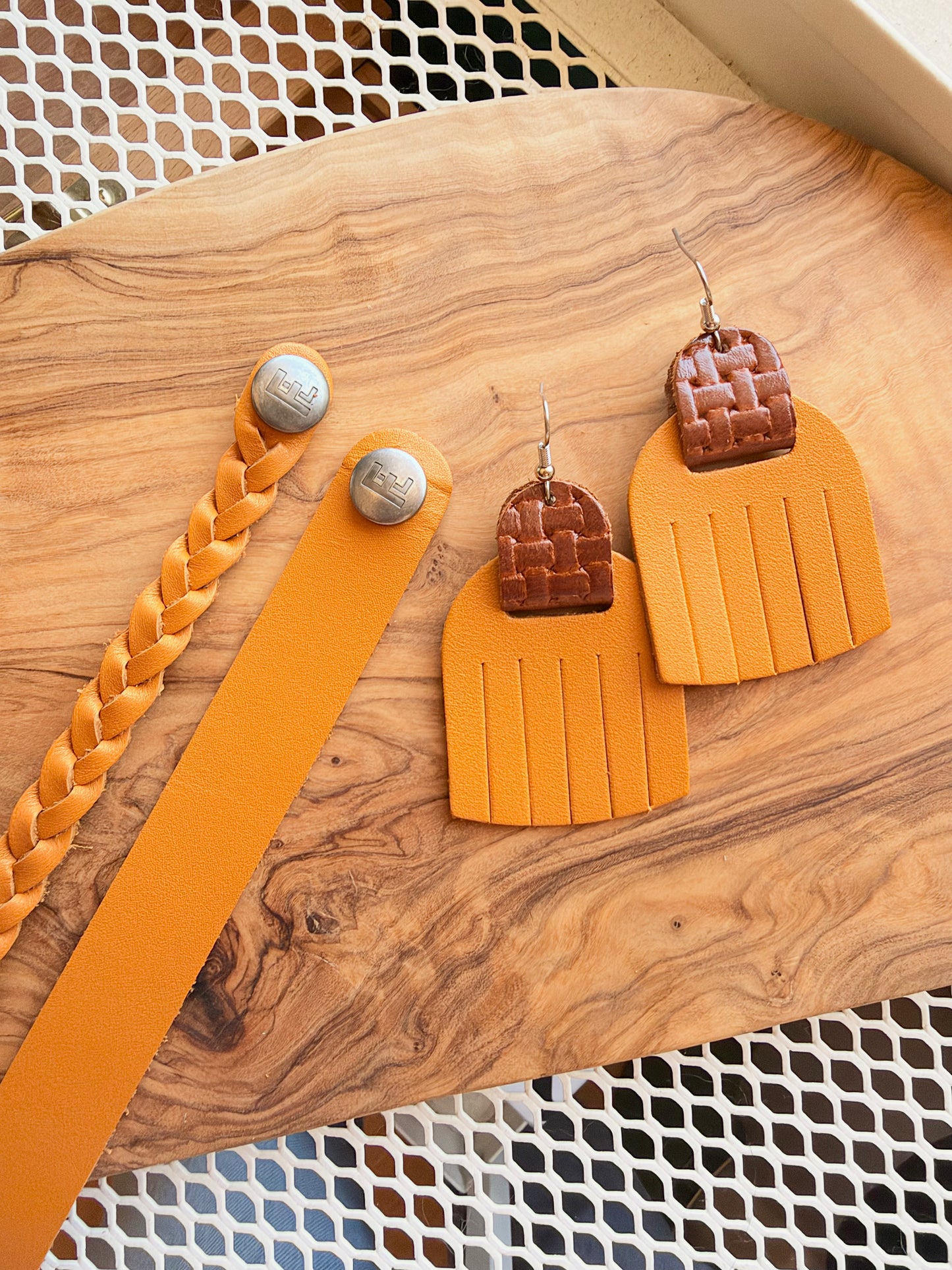 Braided Leather Bracelet / Butternut