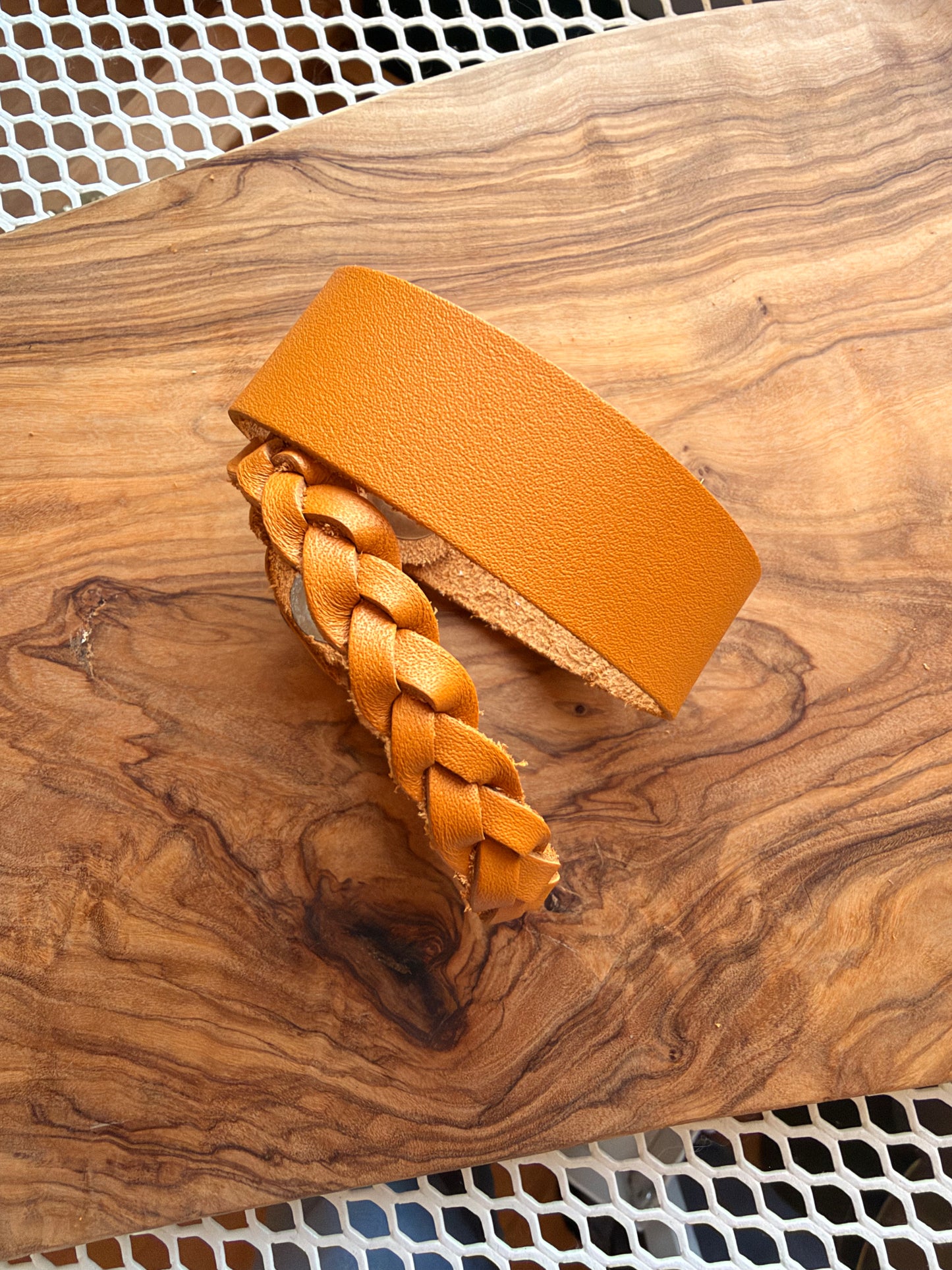 Braided Leather Bracelet / Butternut