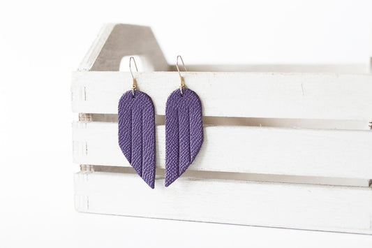 Leather Earrings / Mini Fringe / Aubergine