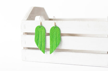 Leather Earrings / Mini Fringe / Kelly Green
