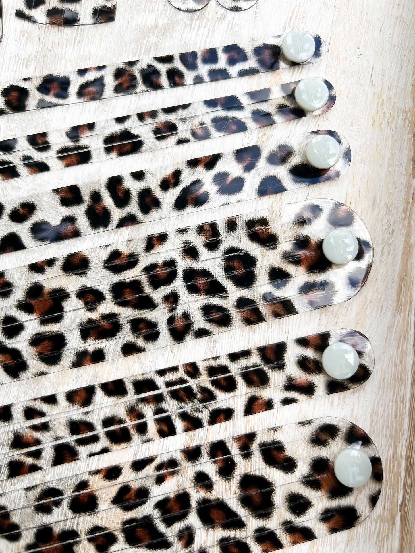 Leather Bracelet / Original Sliced Cuff / Spotted Leopard Jelly