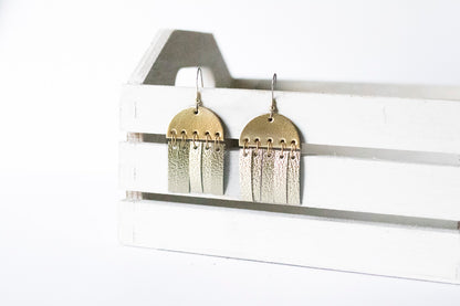 Leather Earrings / Cinque Luci / Metallic Gold