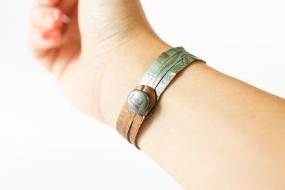 Leather Bracelet / Ultra Skinny Sliced Cuff / Ombre Gator