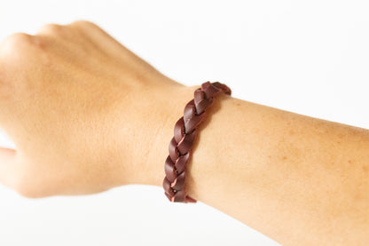 Braided Leather Bracelet / Smooth Sangria