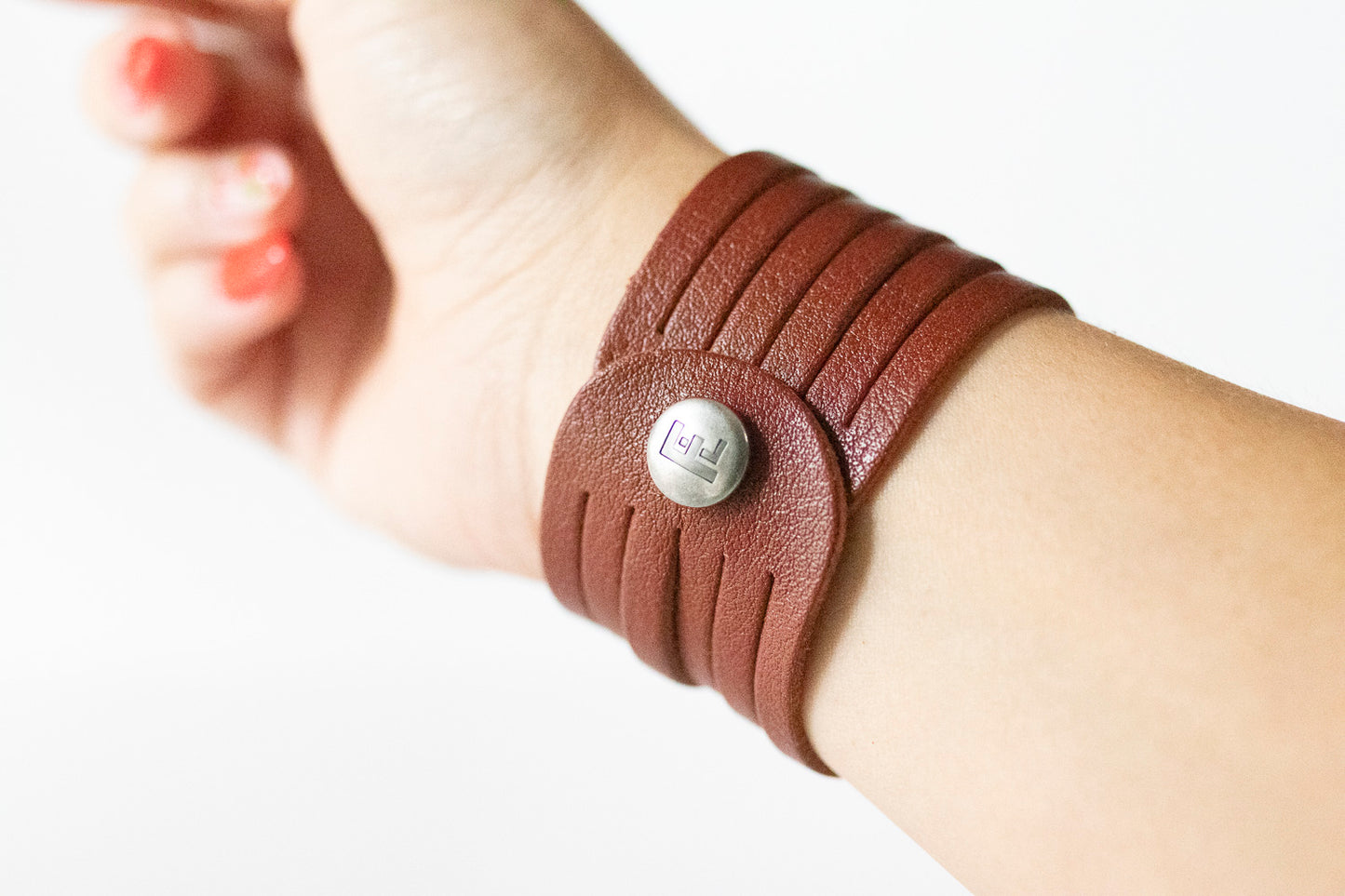 Leather Bracelet / Original Sliced Cuff / Ground Cinnamon