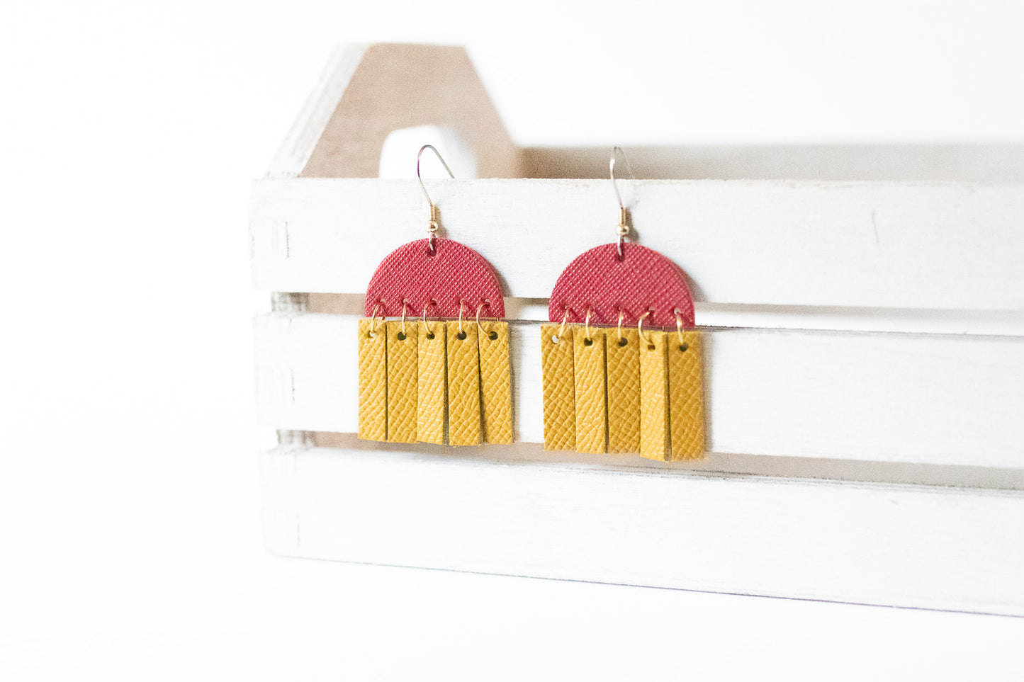 Leather Earrings / Cinque Luci / Cherry