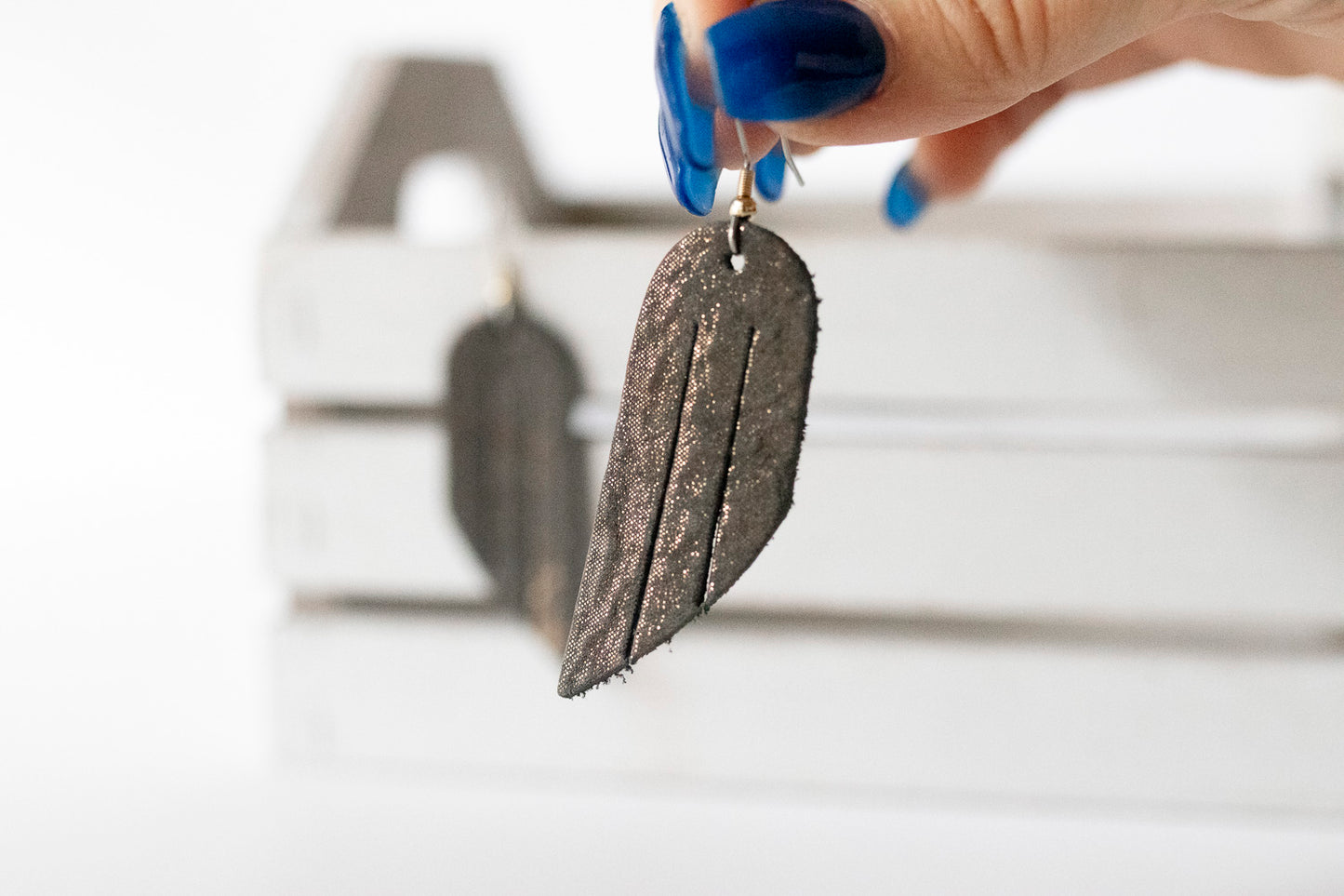 Leather Earrings / Mini Fringe / Stardust