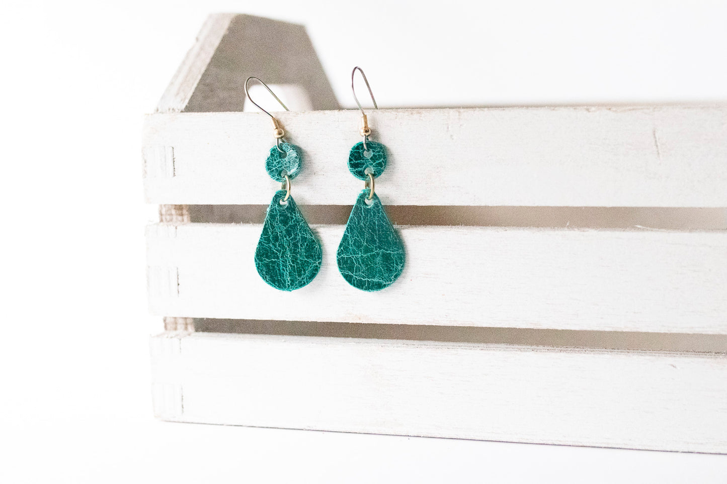 Leather Earrings / Droplets / Vintage Teal