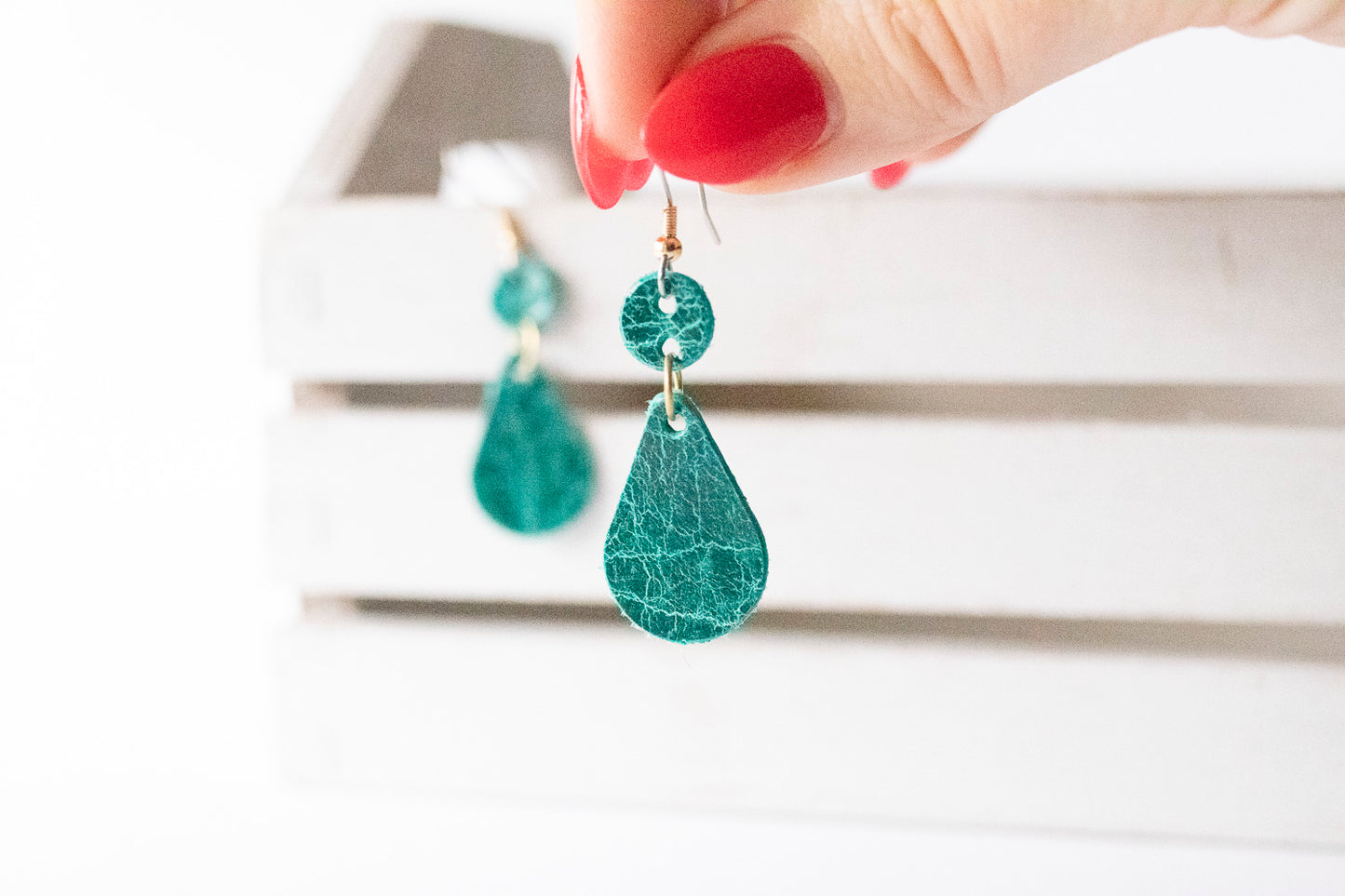 Leather Earrings / Droplets / Vintage Teal