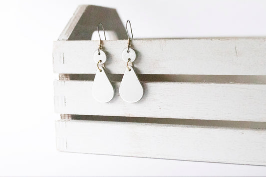 Leather Earrings / Droplets / Ultra White