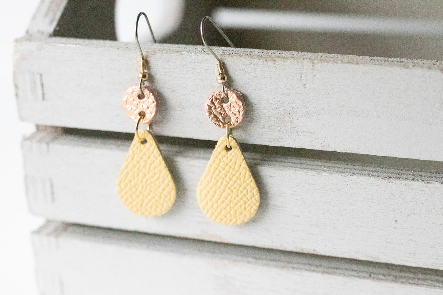 Leather Earrings / Droplets / Blooming