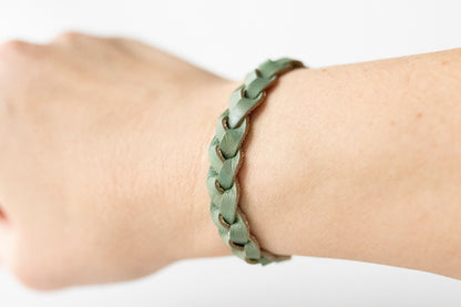 Braided Leather Bracelet / Jade Floral