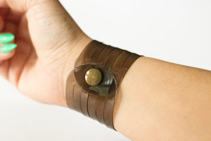 Leather Bracelet / Original Sliced Cuff / Smoke Jelly