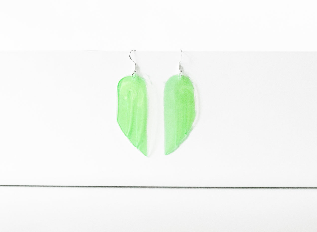 Leather Earrings / Mini Fringe / Lime Jelly