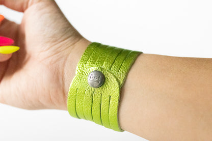 Leather Bracelet / Original Sliced Cuff / Soft Lime