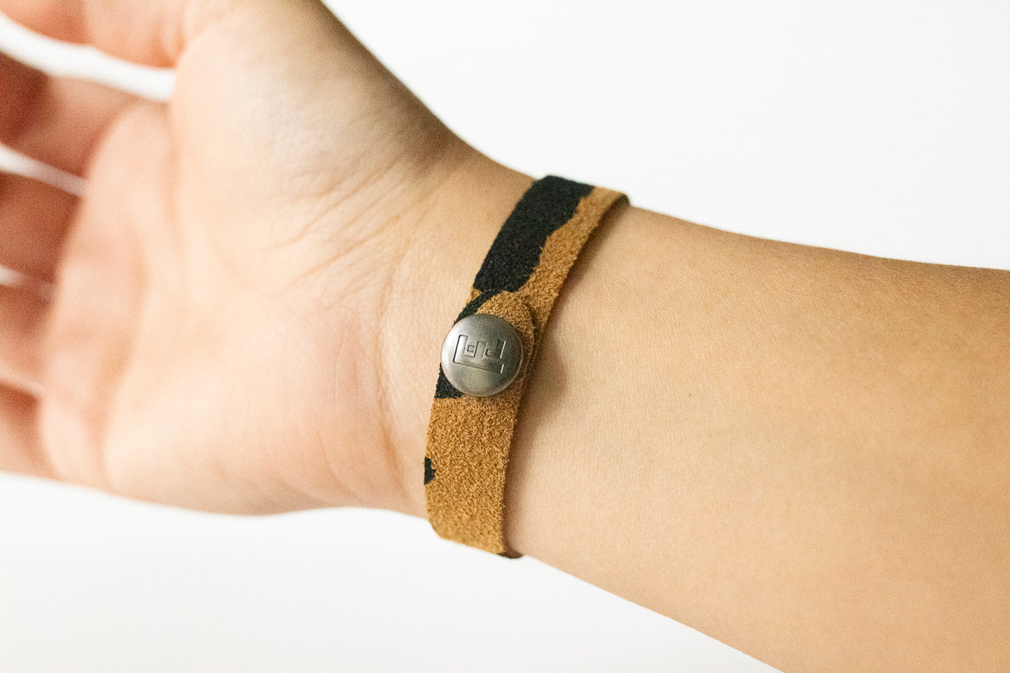 Leather Bracelet / Skinny Slim Cuff / Tan Leopard Suede