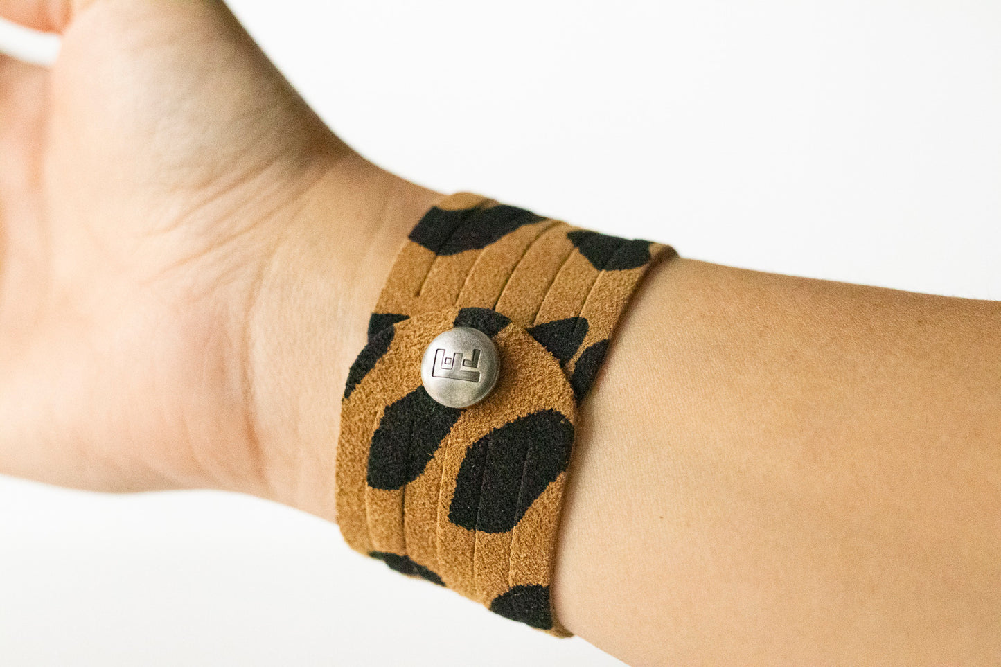 Leather Bracelet / Original Sliced Cuff / Tan Leopard Suede