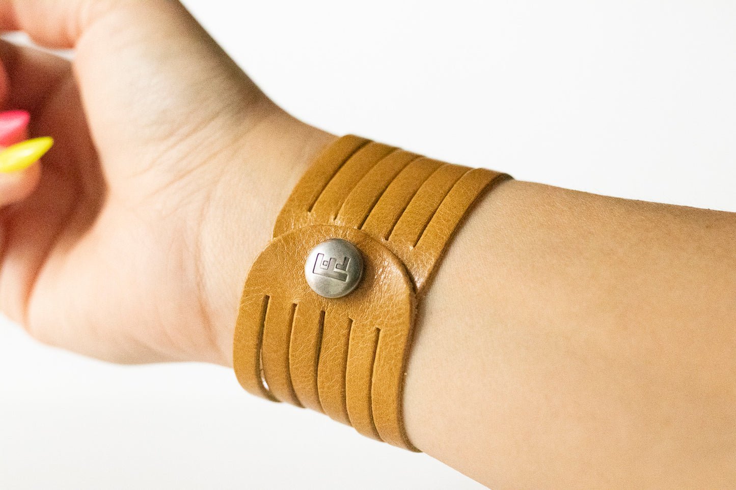 Leather Bracelet / Original Sliced Cuff / Honey