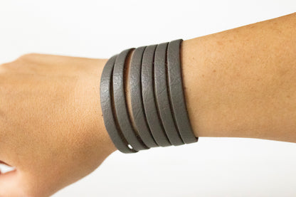 Leather Bracelet / Original Sliced Cuff / Mauve