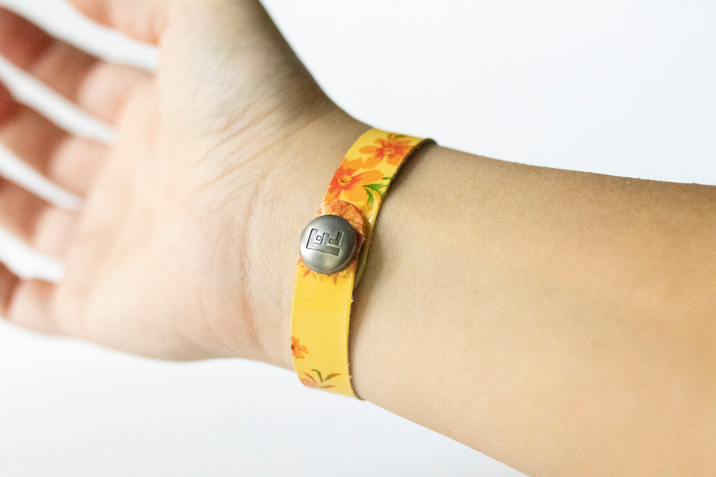 Leather Bracelet / Skinny Slim Cuff / Autumn Botanical