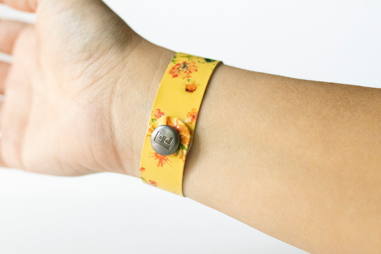 Leather Bracelet / Slim Cuff / Autumn Botanical