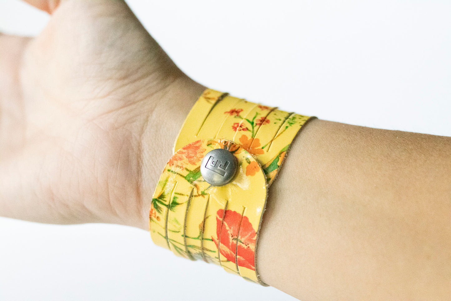 Leather Bracelet / Original Sliced Cuff / Autumn Botanical