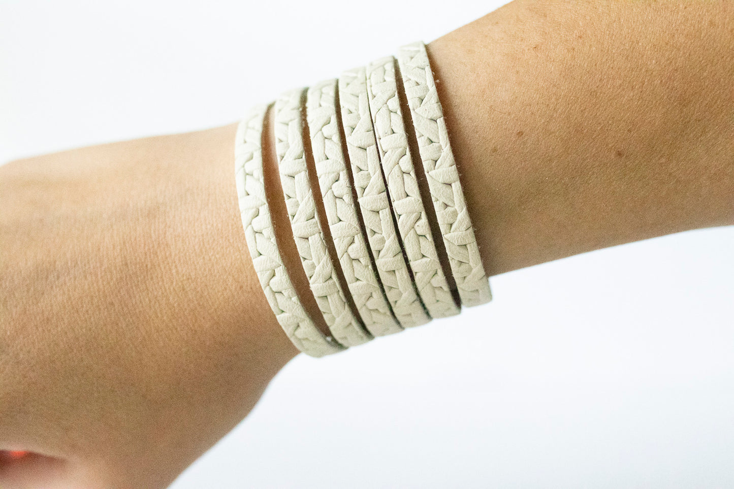 Leather Bracelet / Original Sliced Cuff / Woven Chalk White