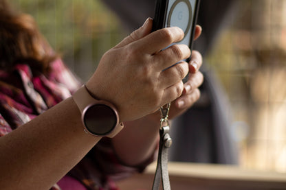 Leather Looplet / Strawberry Cream