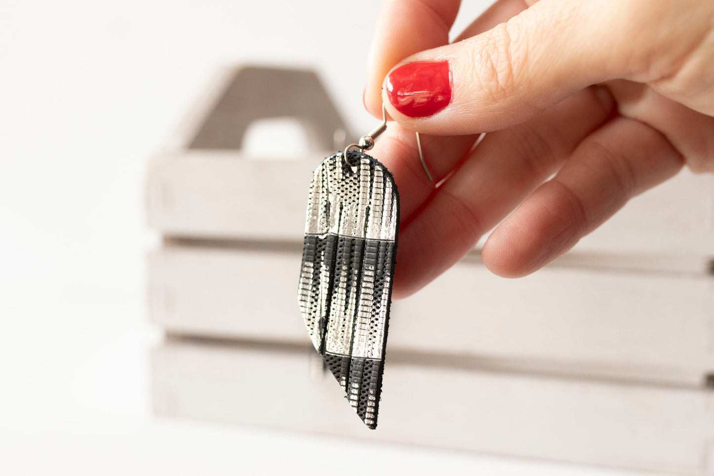 Leather Earrings / Mini Fringe / Moonlight Deco