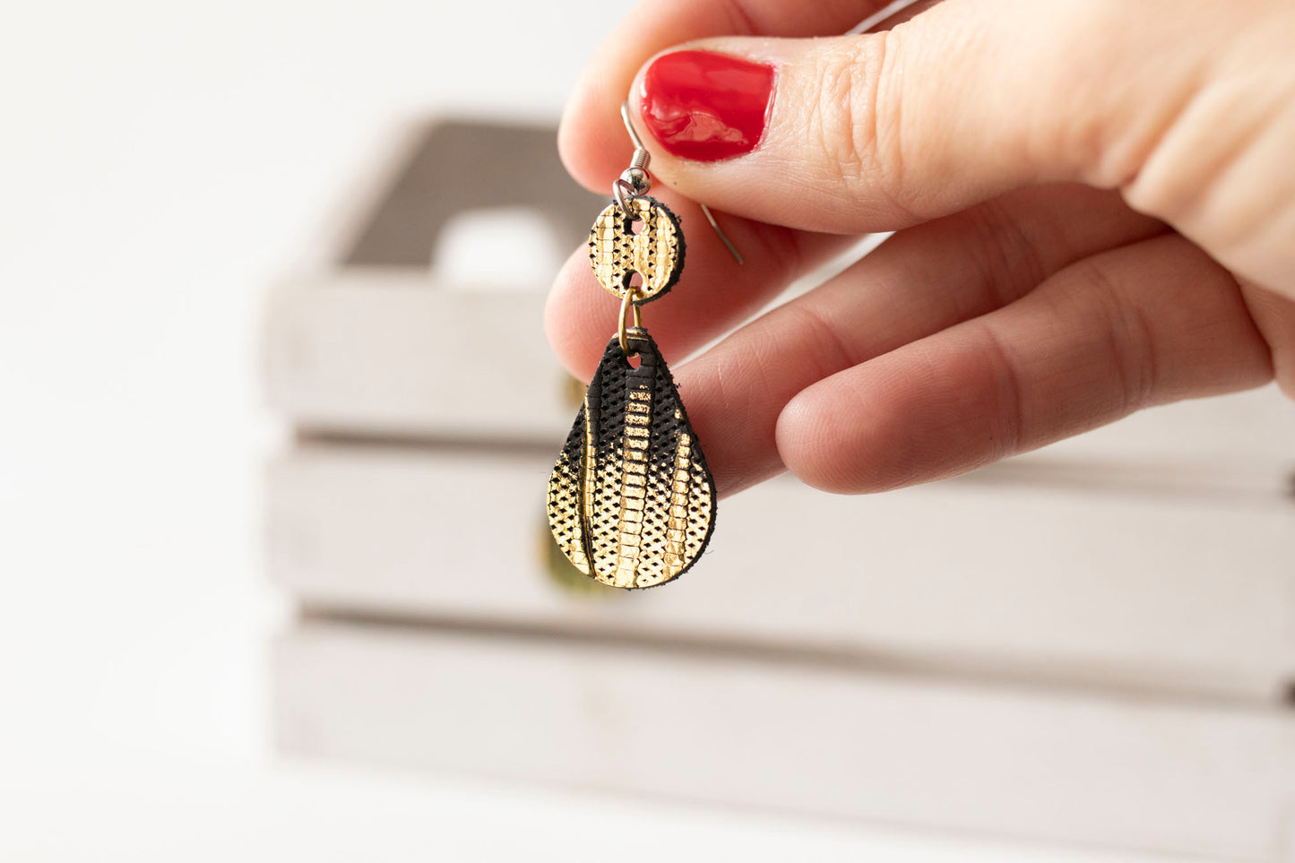 Leather Earrings / Droplets / Empire Gold