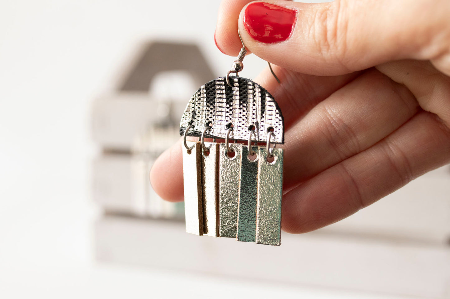 Leather Earrings / Cinque Luci / Moonlight Deco