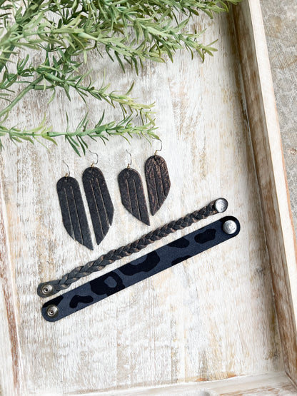 Leather Earrings / Mini Fringe / Stardust