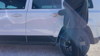 Leather Looplet / Strawberry Cream