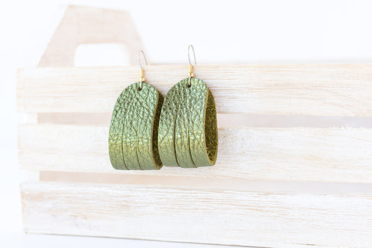 Leather Earrings / Mini Sliced / Soft Olive