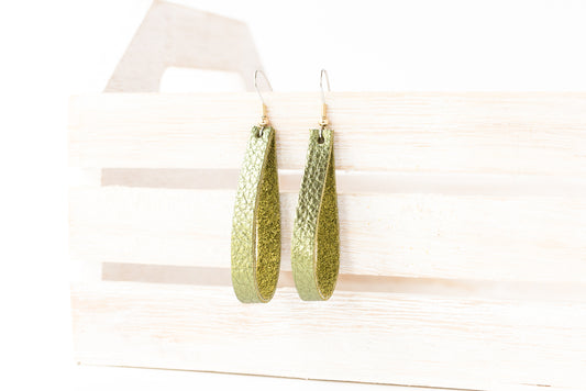 Leather Earrings / Thin Slit / Soft Olive