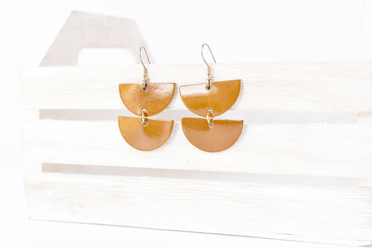 Leather Earrings / Demi Luna / Curry Patent