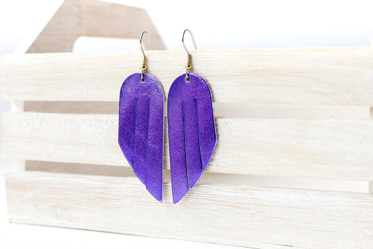 Leather Earrings / Mini Fringe / Metallic Purple