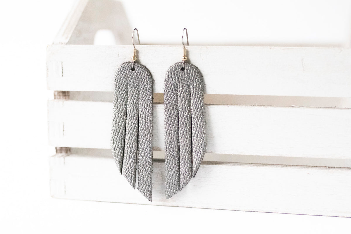 Leather Earrings / Fringe / Graphite