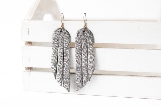 Leather Earrings / Fringe / Graphite