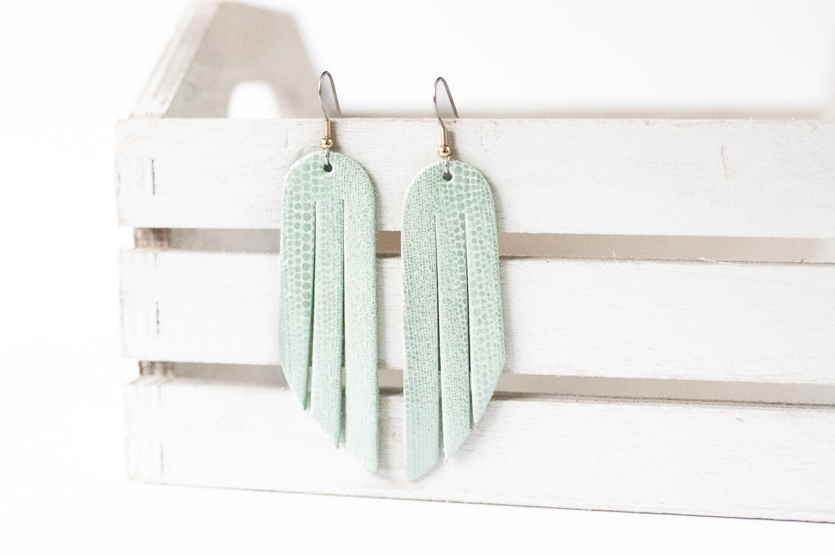 Leather Earrings / Fringe / Mint Condition