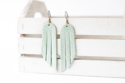 Leather Earrings / Fringe / Mint Condition