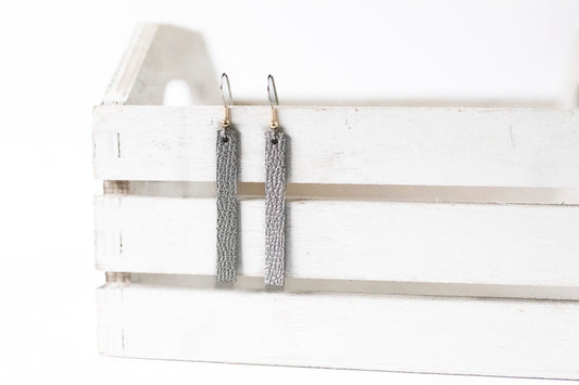 Leather Earrings / Simple / Graphite