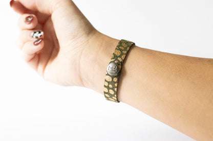 Leather Bracelet / Skinny Slim Cuff / Golden Fern