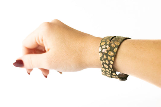 Leather Bracelet / Slim Wrap Cuff / Golden Fern