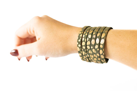 Leather Bracelet / Original Sliced Cuff / Golden Fern