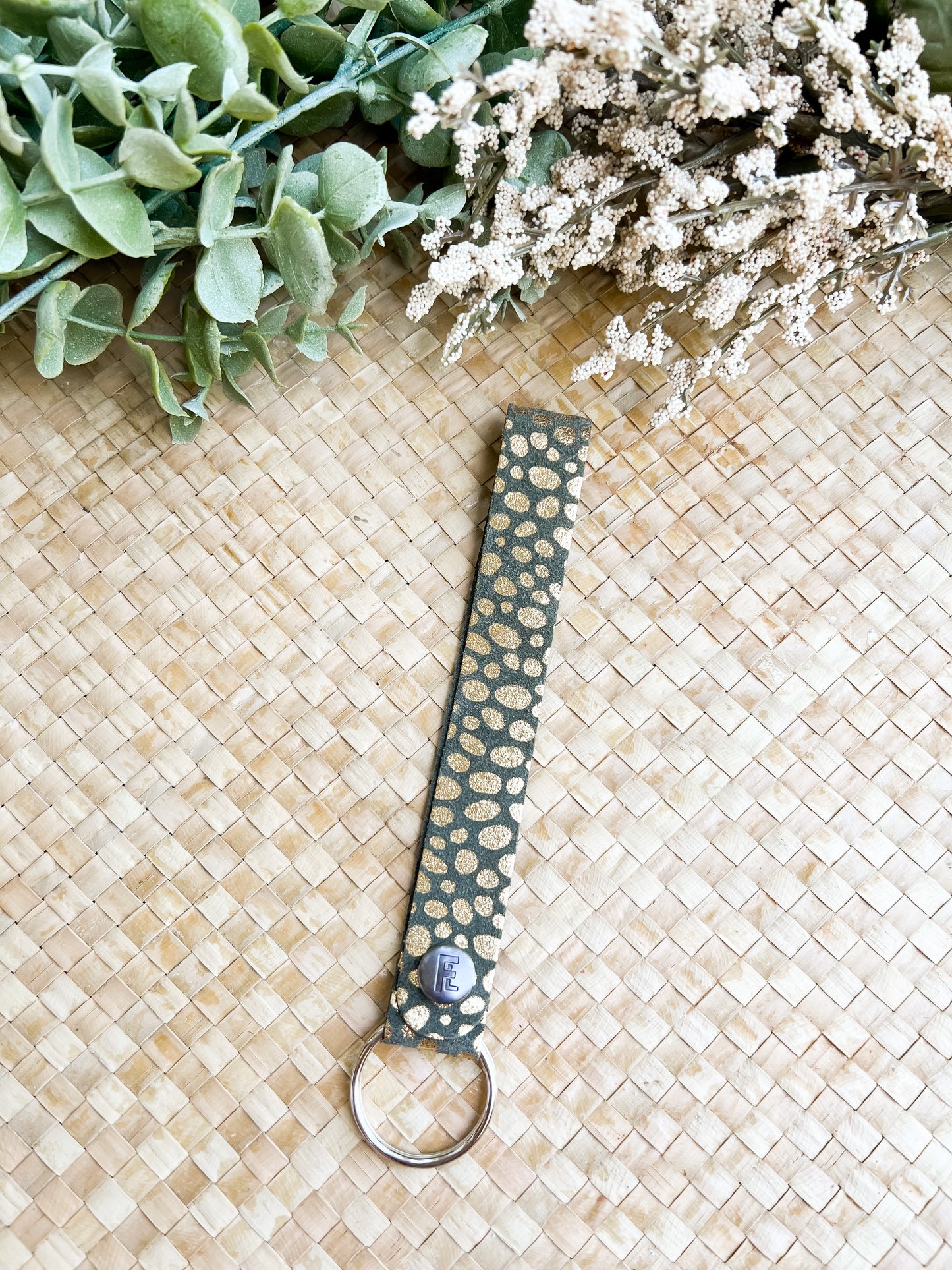 Leather Wristlet Keychain / Snap Loop / Golden Fern
